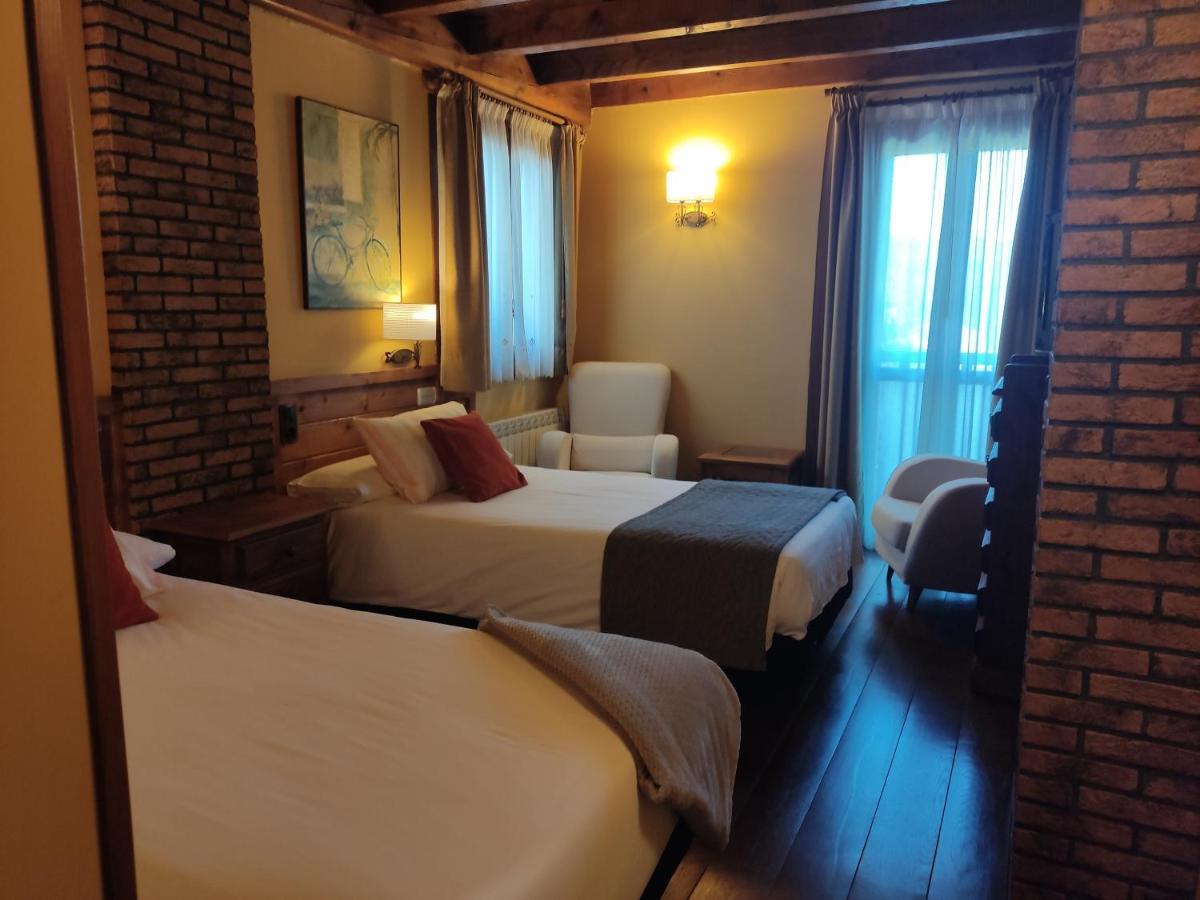 Jaurrieta Hotel Rural Irati Selva De Irati מראה חיצוני תמונה